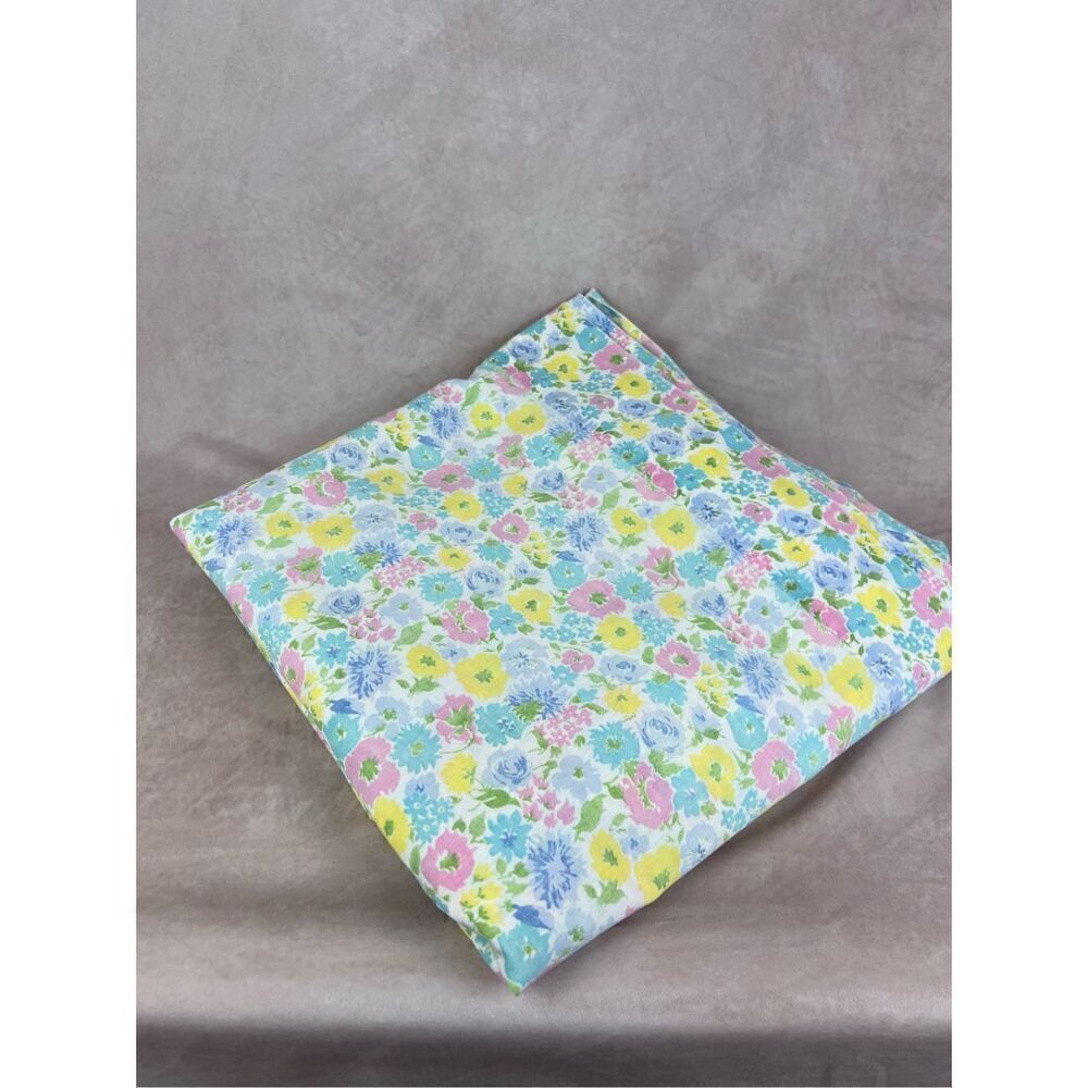 Vintage Mod Flower Power Full Flat Sheet